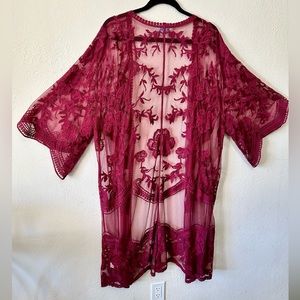 She & Sky lace duster, kimono, lingerie topper, swimsuit coverup. Size M/L.